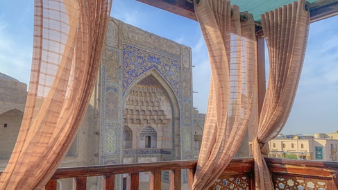 Breakfast in Bukhara by Toby Mayhew
