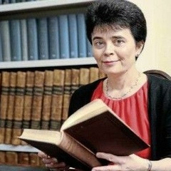 Professor Mari Jones