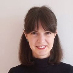 Dr Suzanne Jones