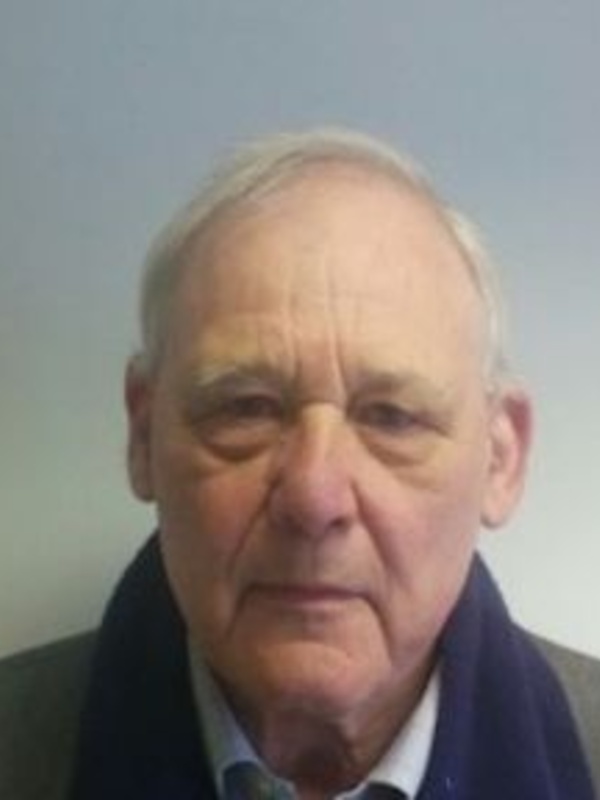 Professor  Robin   Kirkpatrick