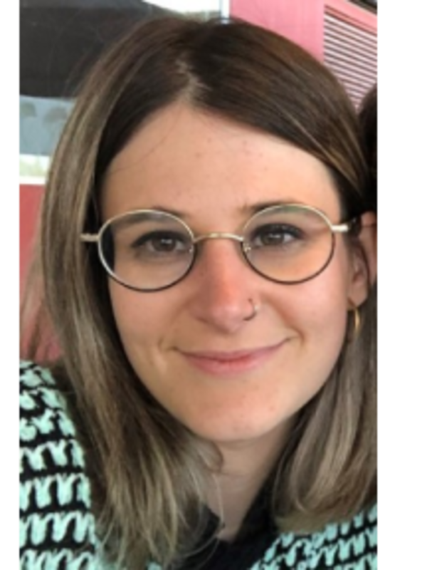 Dr Maria Reyes Baztán