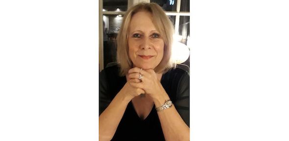 Photo of Elizabeth Drayson