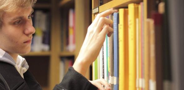 Browsing in the MML Library Student in MML Library