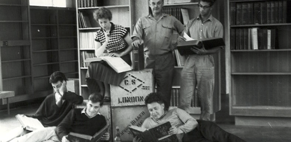 Moving into the new MML Library 1961 MML Library staff and students