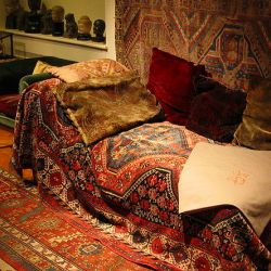 Freud Museum_Freud's Sofa - by Robert Huffstutter